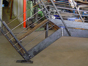 Treppe mit Flacheisenwangen  - Standort: Bremen